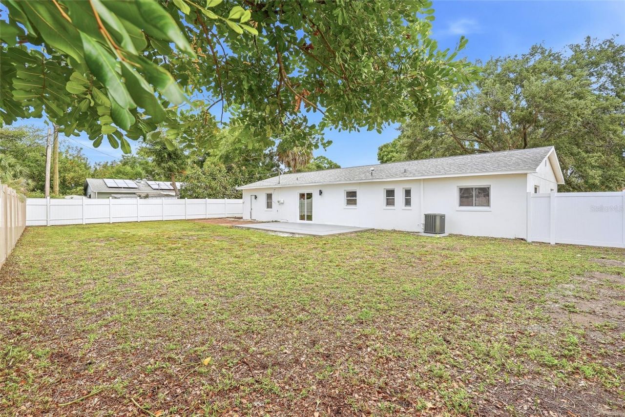6470 26th Avenue N, Saint Petersburg, FL 33710 Photo
