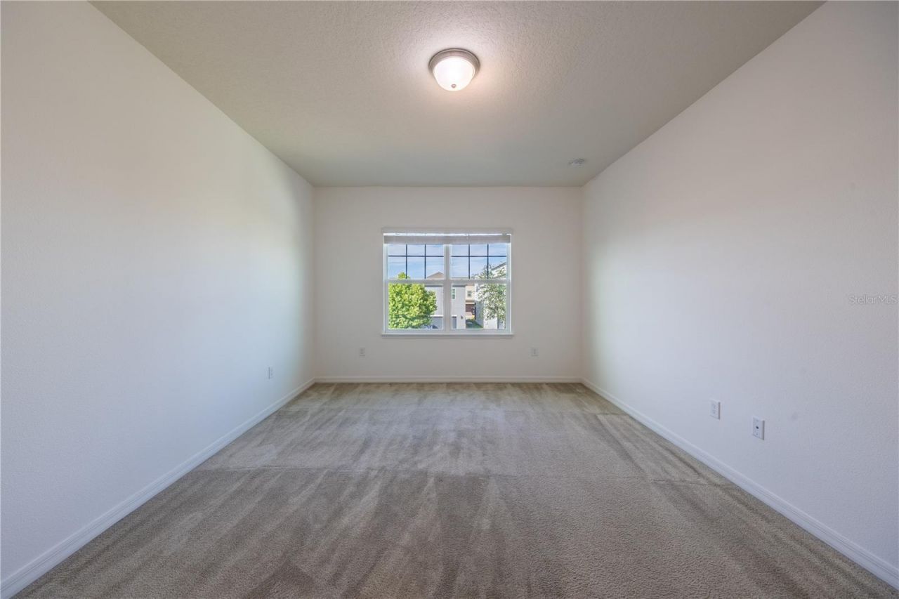 2247 White Feather Loop, Oakland, FL 34787 Photo