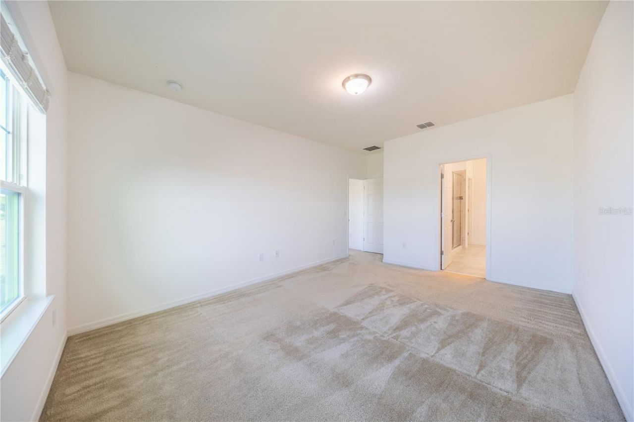 2247 White Feather Loop, Oakland, FL 34787 Photo