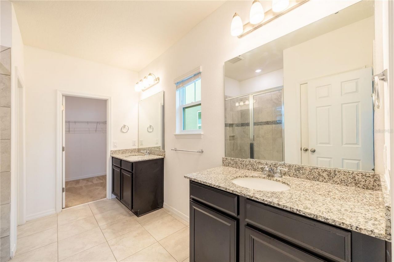 2247 White Feather Loop, Oakland, FL 34787 Photo