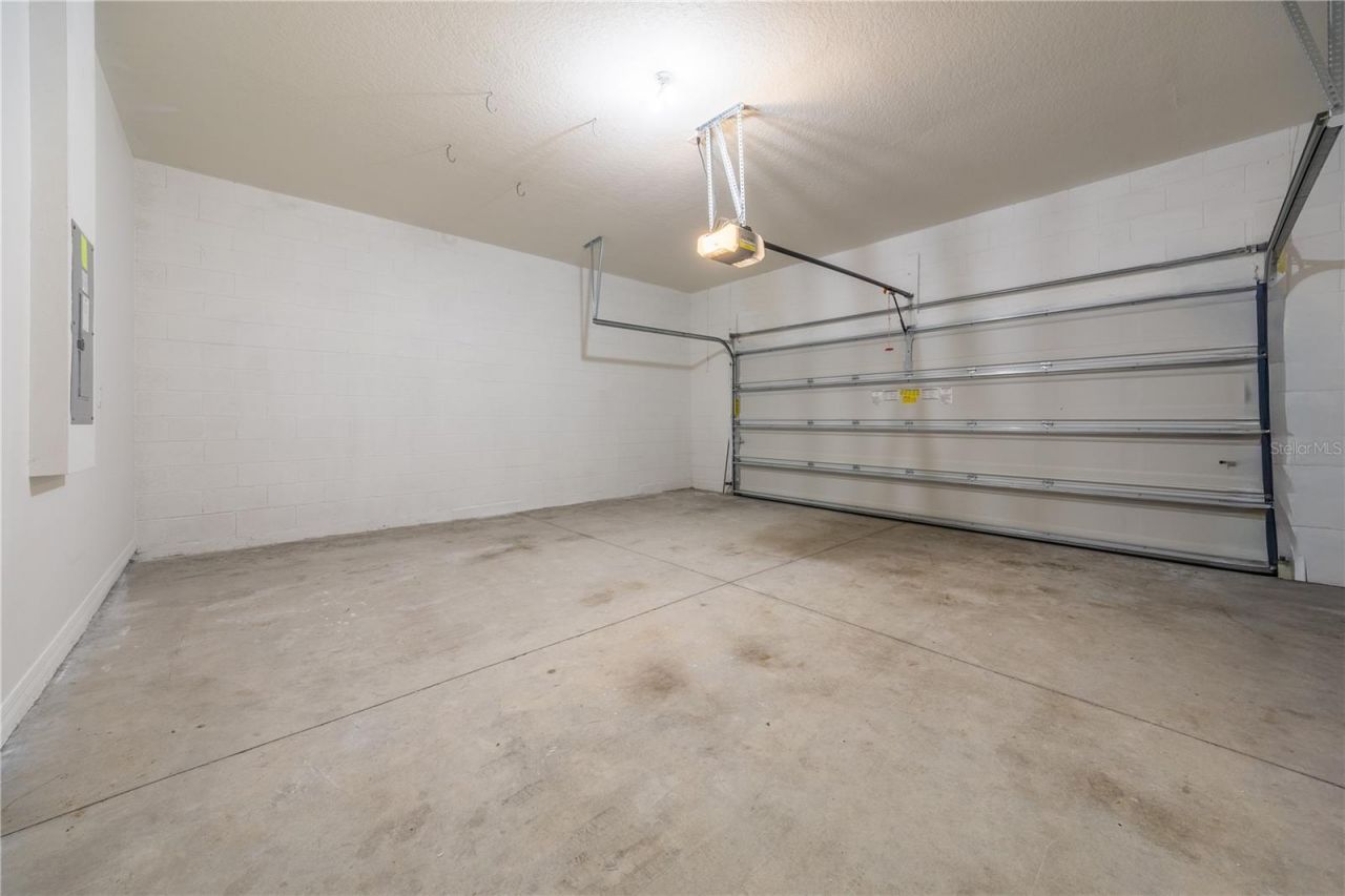 2247 White Feather Loop, Oakland, FL 34787 Photo
