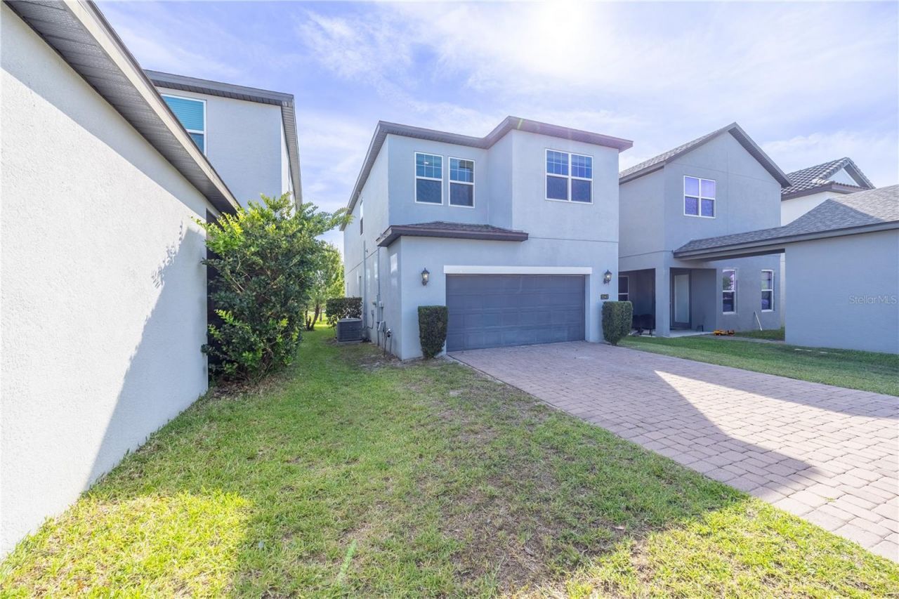 2247 White Feather Loop, Oakland, FL 34787 Photo