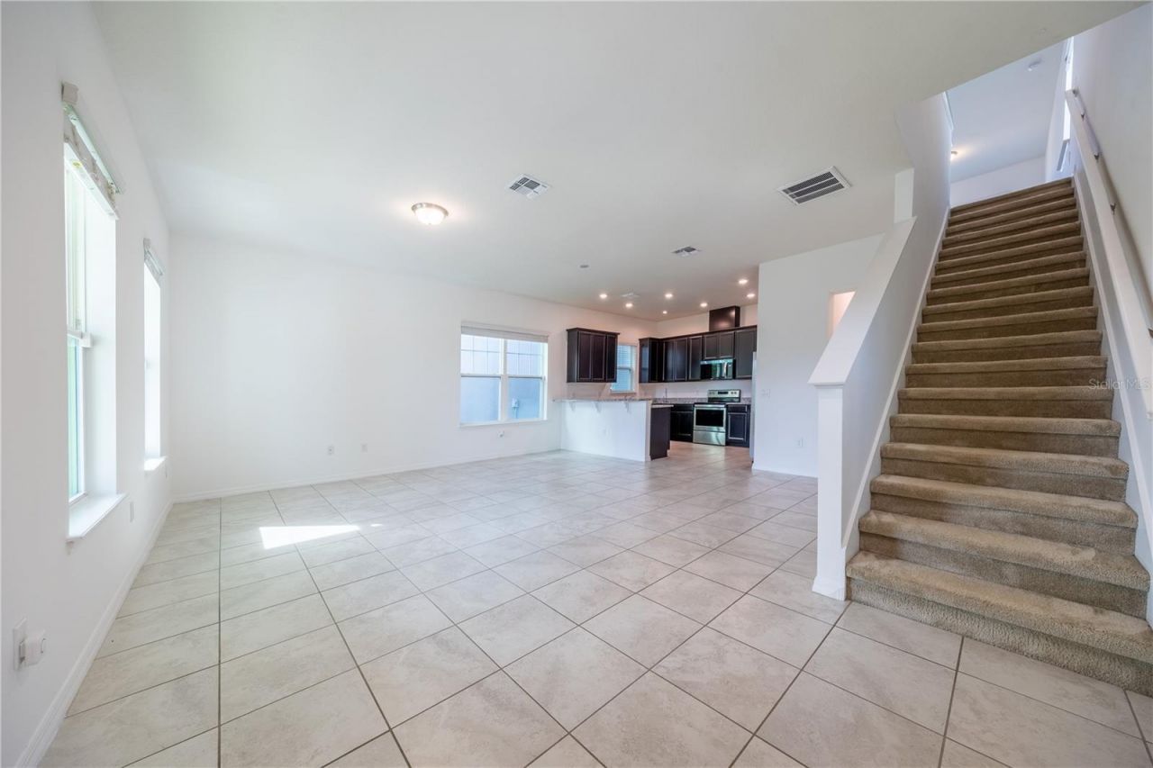 2247 White Feather Loop, Oakland, FL 34787 Photo