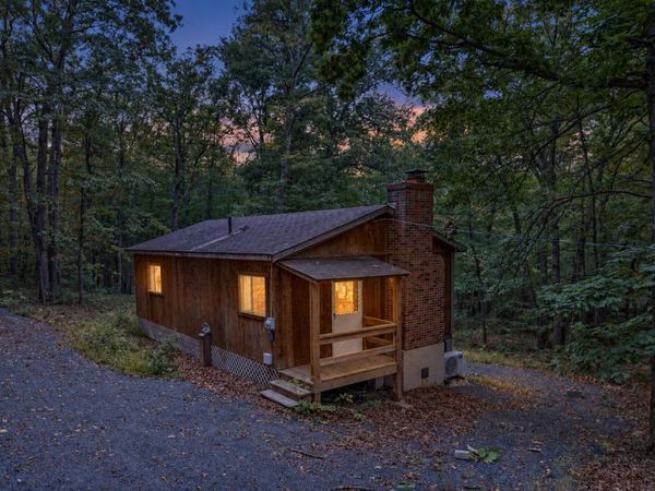 974 SUNDANCE RETREAT LN, NEW MARKET, VA 22844