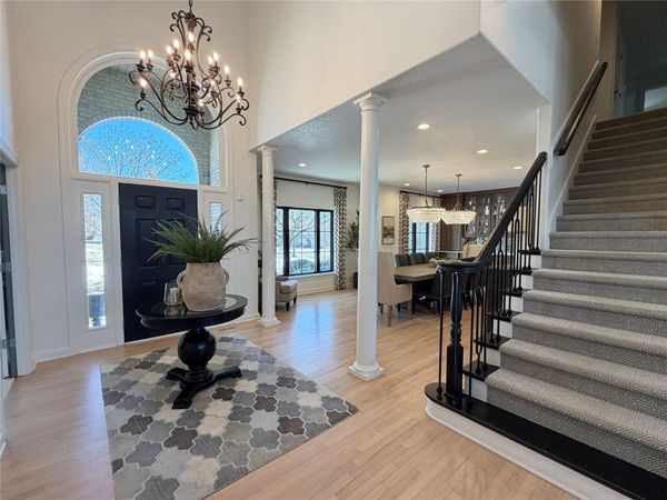 3248 N 18th Avenue W, Newton, IA 50208