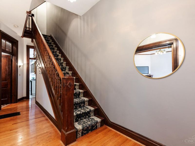 9 Bella Vista Place, Cincinnati, OH 45206 Photo 3