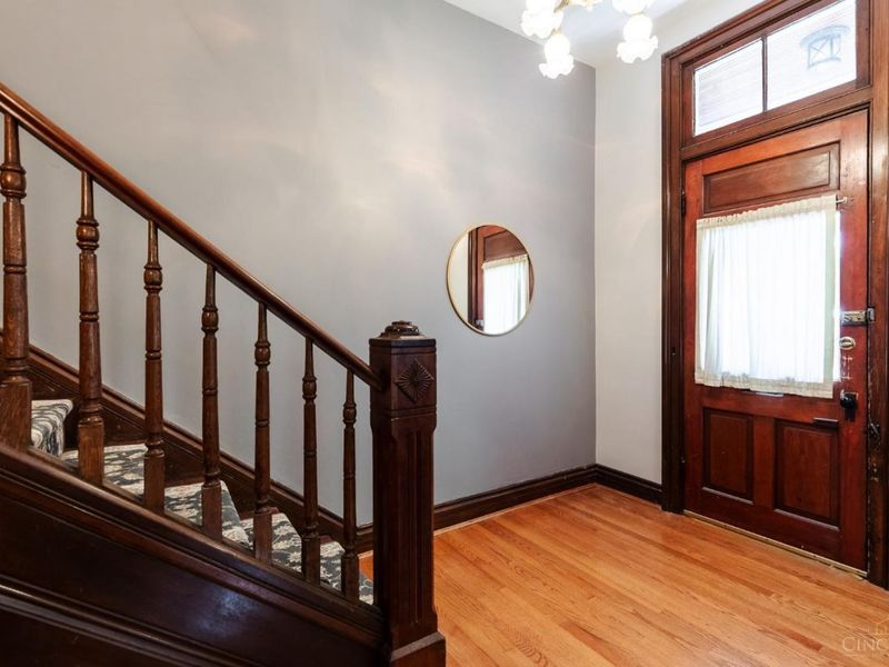 9 Bella Vista Place, Cincinnati, OH 45206 Photo 4