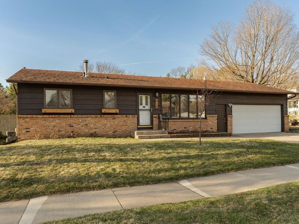 424 31st Street NW, Rochester, MN 55901