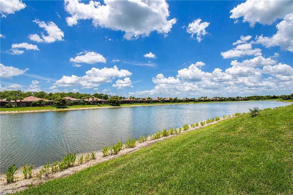 10482 Materita Dr, Fort Myers, FL 33913 Photo
