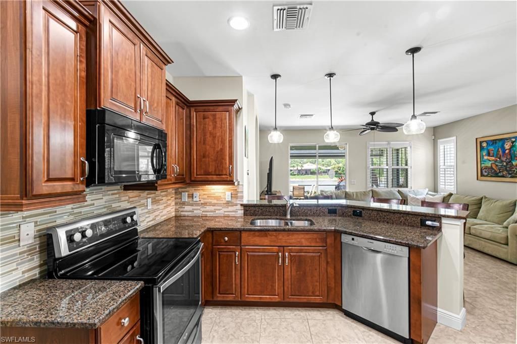 10482 Materita Dr, Fort Myers, FL 33913 Photo