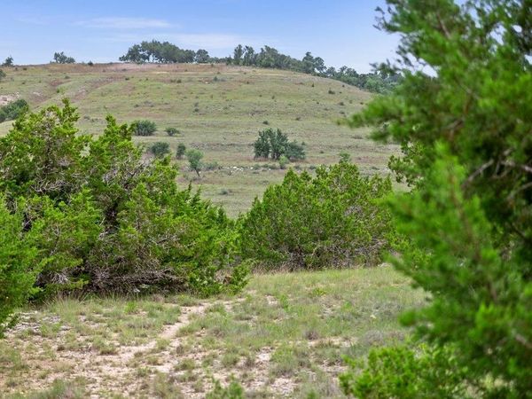 292 N Scenic Hills CT, Blanco, TX 78606