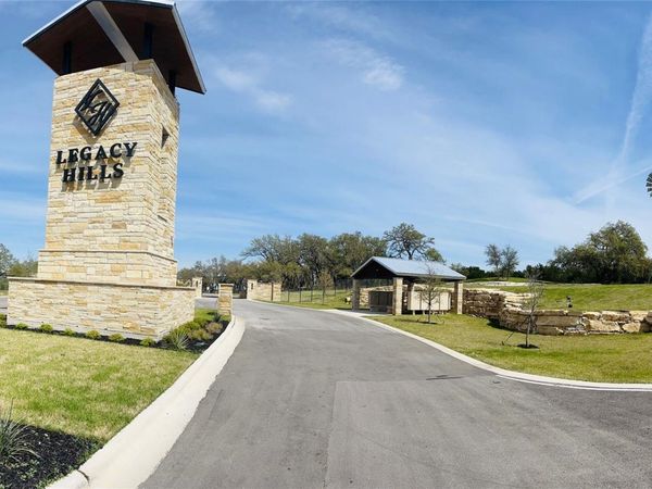 Lot 8 W Flying Owl DR, Johnson City, TX 78636