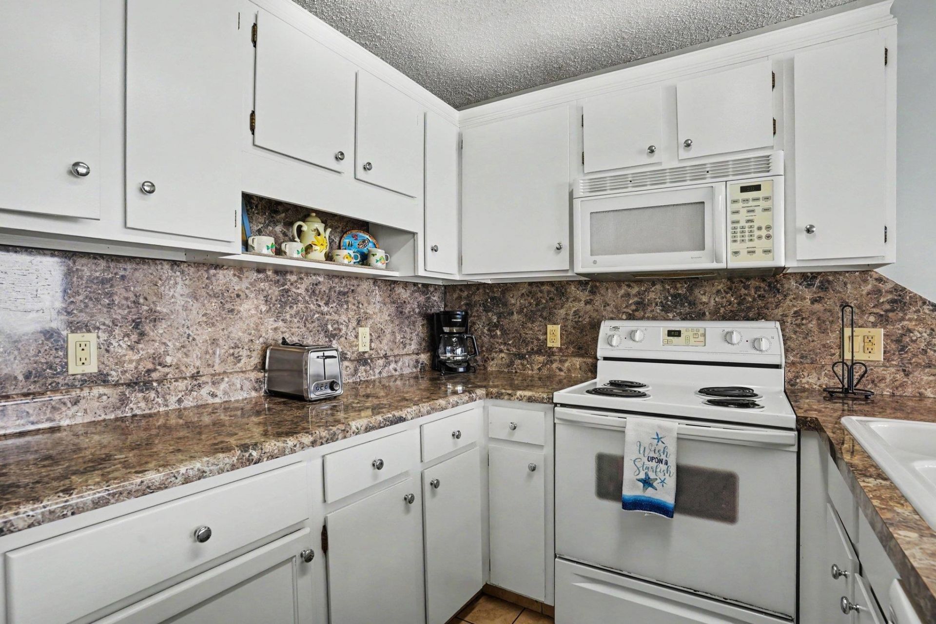 1210 Waccamaw Dr.  Photo 11