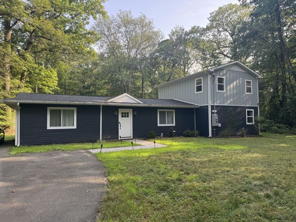 57 Lovers , Monroe, CT 06468