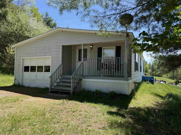96 Walsh Road, Waterford, VT 05819
