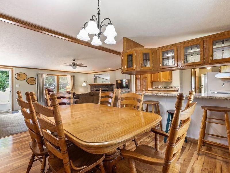 231 Spruce Ridge Drive , Ashville, OH 43103 Photo 17