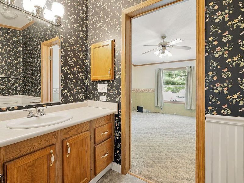 231 Spruce Ridge Drive , Ashville, OH 43103 Photo 22