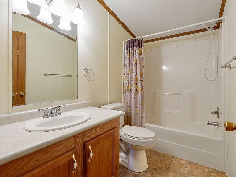 231 Spruce Ridge Drive , Ashville, OH 43103 Photo 26