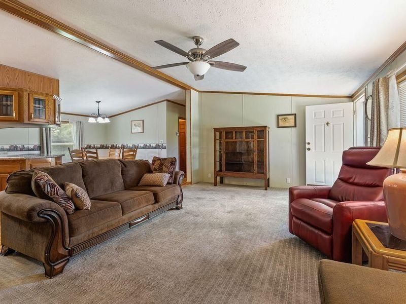 231 Spruce Ridge Drive , Ashville, OH 43103 Photo 9