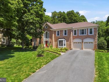 9114 OAK CHASE COURT, FAIRFAX STATION, VA 22039