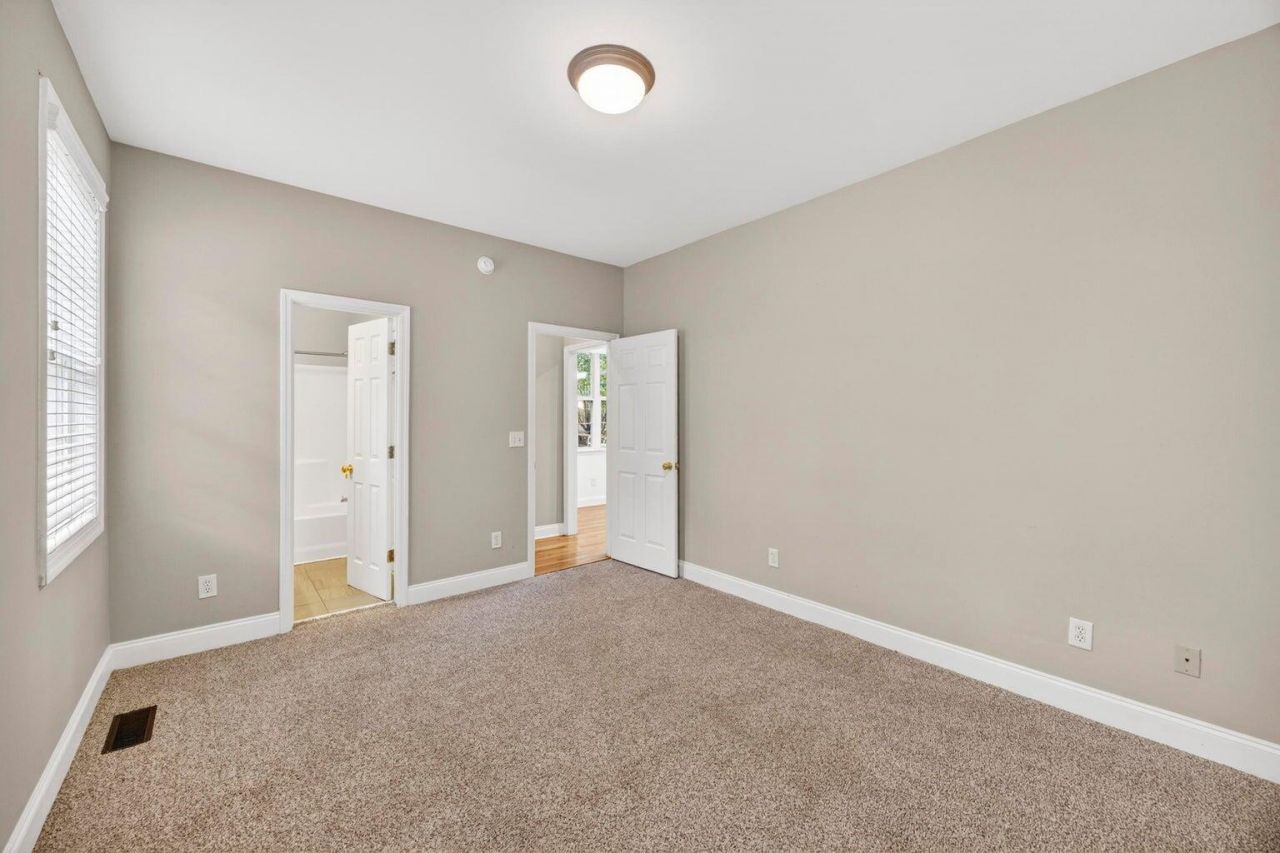 8320 Tyrian Path Photo 15