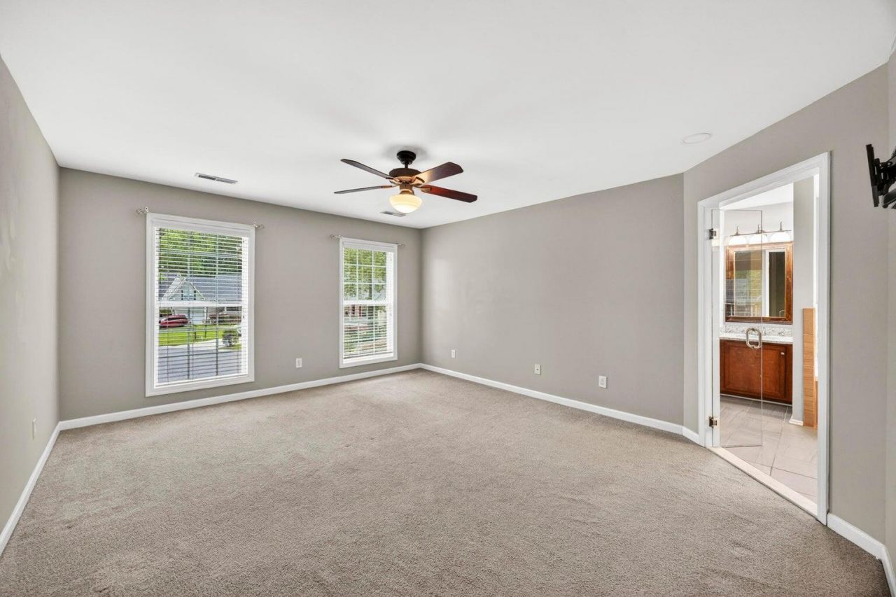 8320 Tyrian Path Photo 21