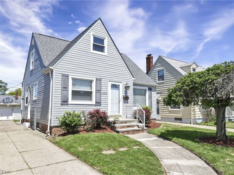 6214 Snow Road, Parma, OH 44129 Photo 1