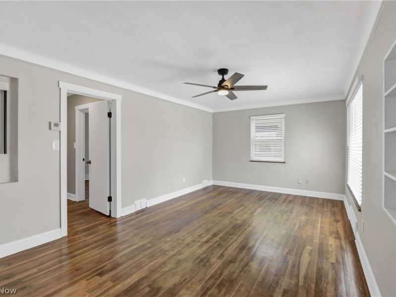 6214 Snow Road, Parma, OH 44129 Photo 10