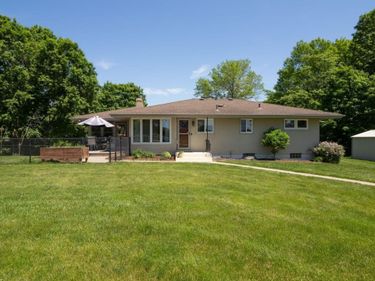 6416 Crofoot Avenue NW, Maple Lake, MN 55358