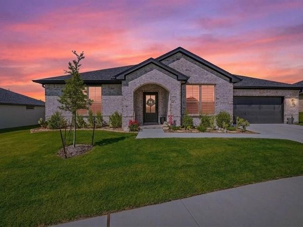 127 Mesa Drive, Glen Rose, TX 76043