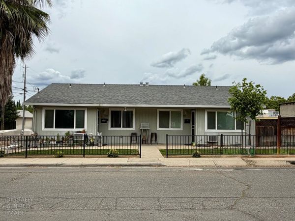 517 Church St, Yuba City, CA 95991