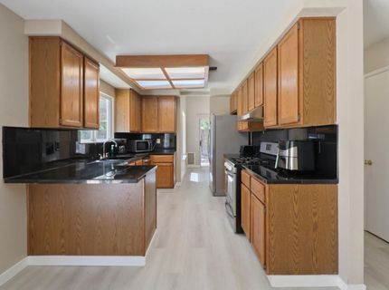 8638 Hampton Hill Ct, Sacramento, CA 95828 Photo
