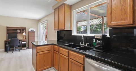 8638 Hampton Hill Ct, Sacramento, CA 95828 Photo