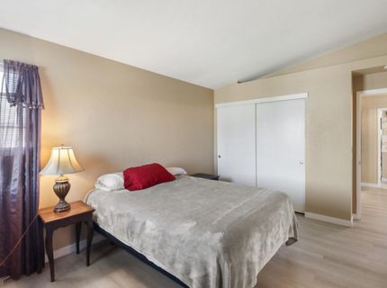 8638 Hampton Hill Ct, Sacramento, CA 95828 Photo