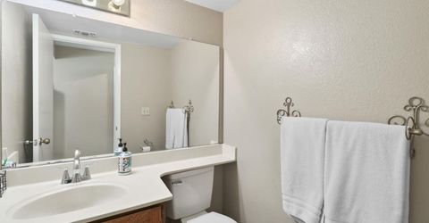 8638 Hampton Hill Ct, Sacramento, CA 95828 Photo