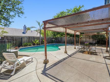 8638 Hampton Hill Ct, Sacramento, CA 95828 Photo