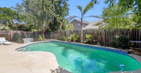 8638 Hampton Hill Ct, Sacramento, CA 95828 Photo