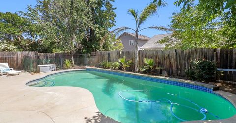 8638 Hampton Hill Ct, Sacramento, CA 95828 Photo