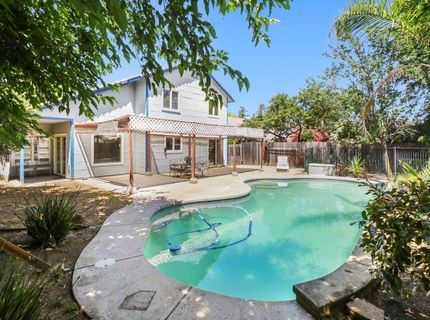 8638 Hampton Hill Ct, Sacramento, CA 95828 Photo