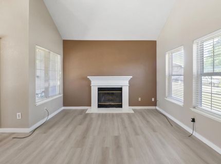 8638 Hampton Hill Ct, Sacramento, CA 95828 Photo