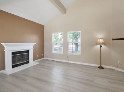 8638 Hampton Hill Ct, Sacramento, CA 95828 Photo