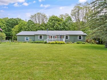 79 Hickory Grove Road, Fulton, NY 13069