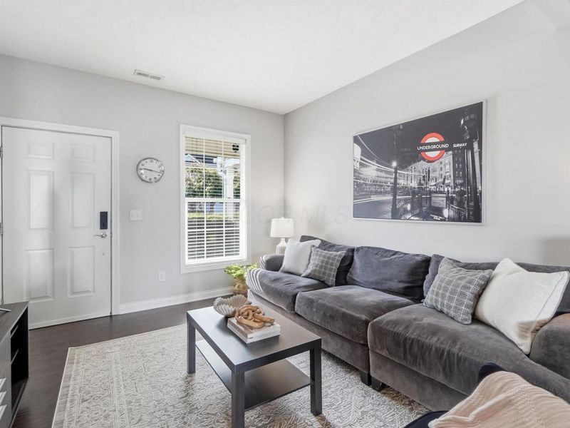 5563 Albany Terrace Way, Unit 903, Westerville, OH 43081 Photo 6