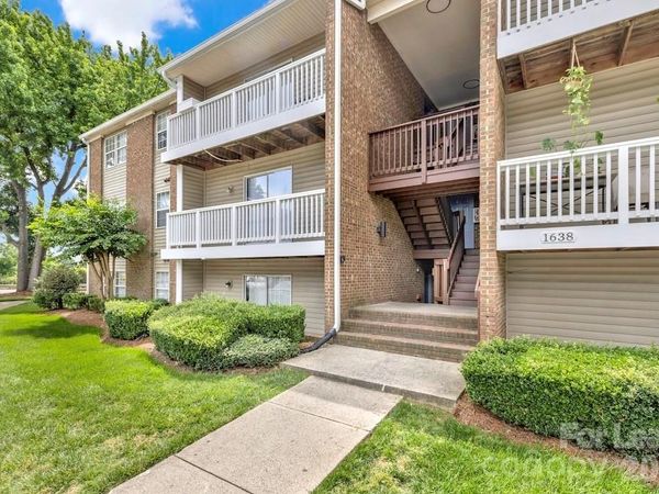 1638 Arlyn Circle, Unit A, Charlotte, NC 28213