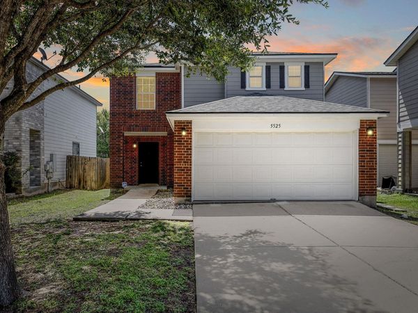 5525 Victory Gallop DR, Del Valle, TX 78617