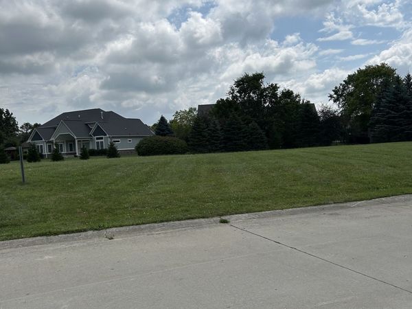 1111 Raintree Drive, Greenfield, IN 46140