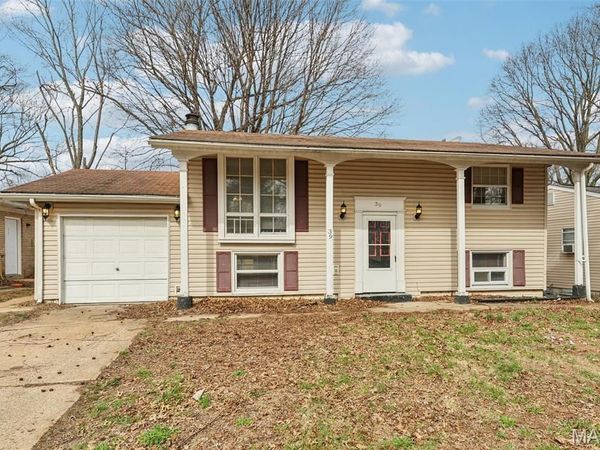 39 Potomac Drive , Fairview Heights, IL 62208