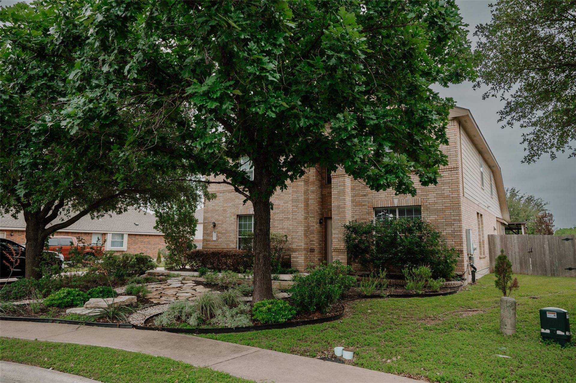 709 Timothy John Dr, Pflugerville, TX 78660 Main Photo