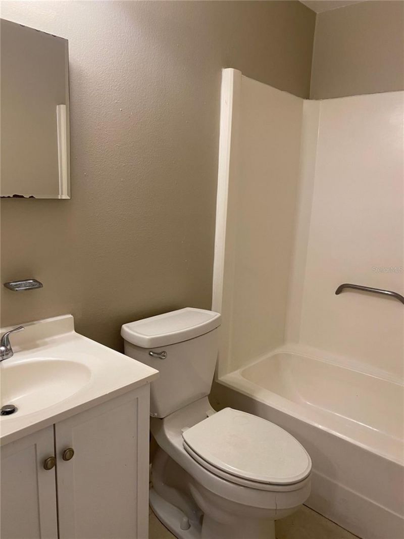 3028 Robert Avenue, Unit F, Auburndale, FL 33823 Photo