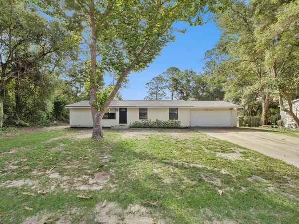 42146 PINE VALLEY DRIVE , PAISLEY, FL 32767